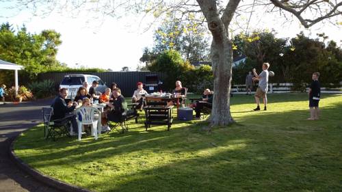 Waiuku New Zealand Booking.com_temporary_text
