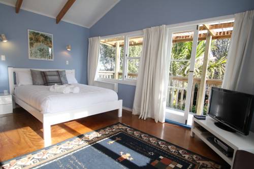 Coromandel Town New Zealand Booking.com_temporary_text