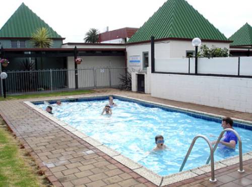 Thames New Zealand Booking.com_temporary_text