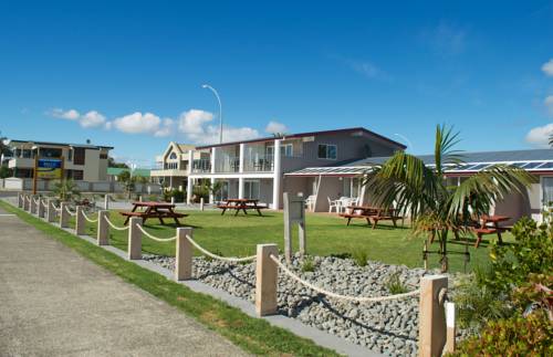 Whitianga New Zealand Booking.com_temporary_text