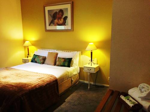 Daylesford Australia Discount Code Booking.com