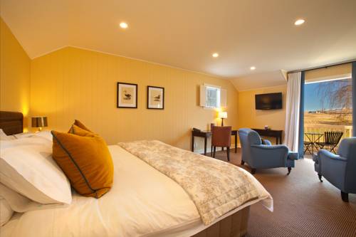 Arrowtown New Zealand Booking.com_temporary_text