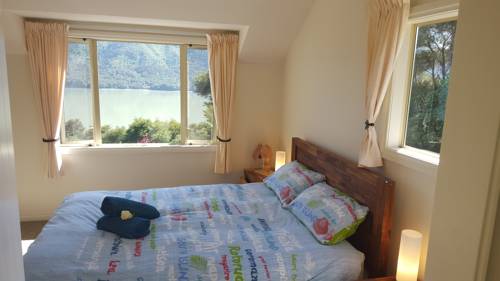 Picton New Zealand Booking.com_temporary_text