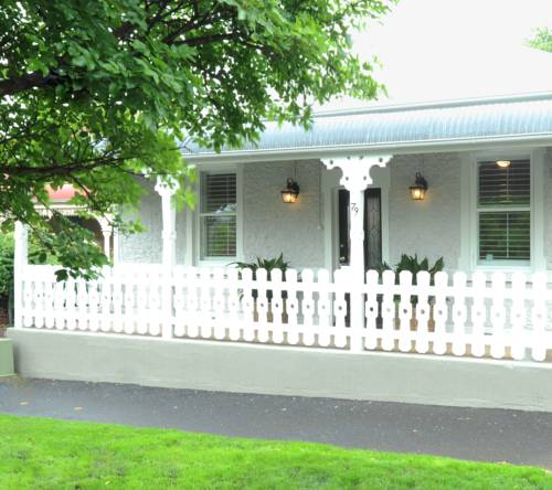 Orange Australia Hotel Booking.com