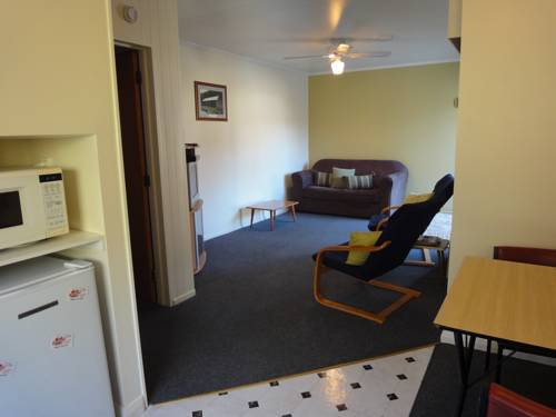 Roxburgh New Zealand Booking.com_temporary_text