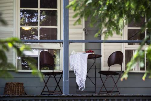 Daylesford Australia Discount Code Booking.com