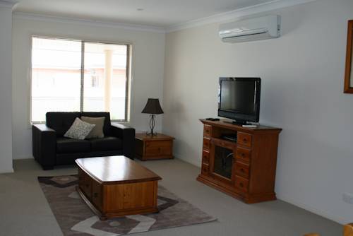 Cowra Australia Hotel Booking.com