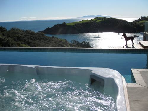 Oneroa New Zealand Booking.com_temporary_text