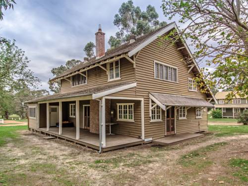 Pinjarra Australia Discount Code Booking.com
